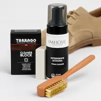 Cipőtisztító szerek és eszközök minden cipőtípushoz – bőr, textil, velúr és sportcipő ápolás egyszerűen.